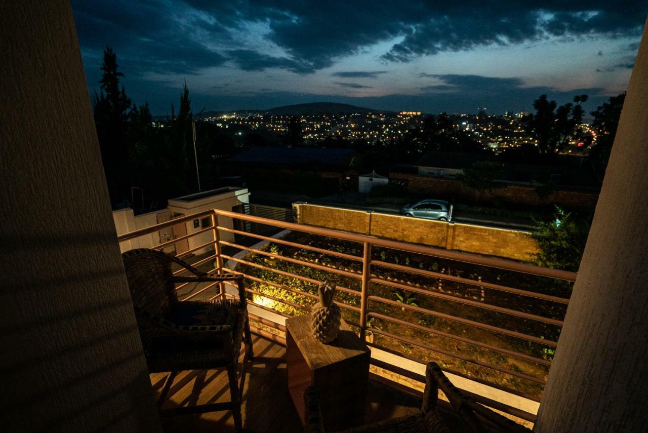 Omx Hotel Kimi Kigali Esterno foto